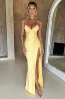 Adriana | Dames Mouwloze Split Zijde Maxi Bruidsgast Jurk