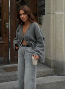 Aubree | Dames Fuzzy Knit Knopen Voorkant V-Hals Cardigan