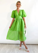 Bailey | Dames Midi Bruidsgast Jurk met Geruite Textuur en Pofmouwen