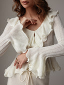 Della | Dames Scoop Neck Lange Mouw Ruffle Gebreide Tops