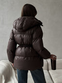 Esther | Dames Pufferjack met Koord in de Taille en Kap