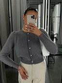 Kyndall | Dames Crew Neck Lange Mouw Knopen Voorkant Gebreide Cardigan