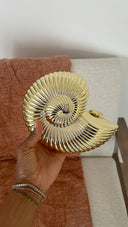 Liv | Vrouwen Shell-Vormige Metallic Clutch Bag met Kettingriem