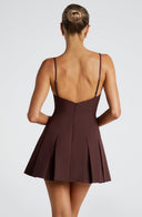 Lyra | Dames Mouwloze Uitlopende Hem Elegante Basis Mini Jurk